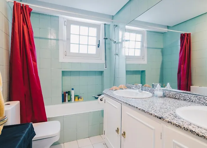 Neguri Geltokia By People Bilbao