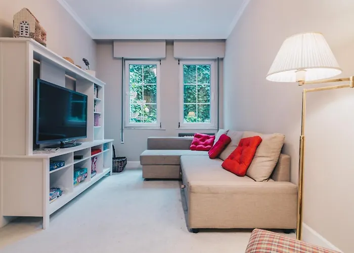 Neguri Geltokia By People アパート *